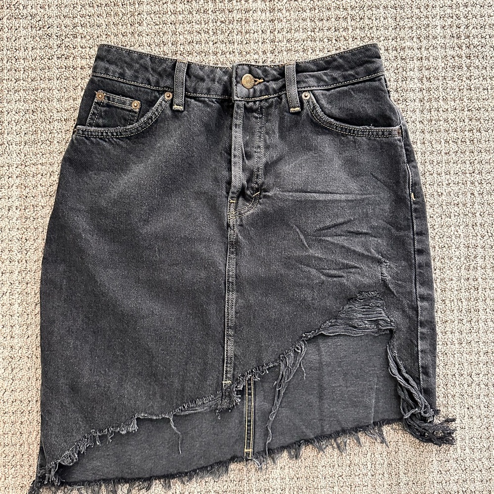 Top Shop Asymmetrical Midi Distressed Button Fly Jean Skirt in Black Size 4.